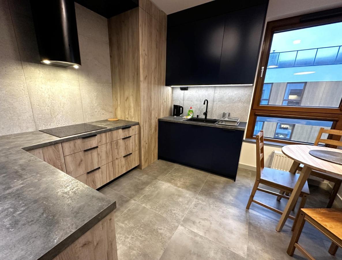 Apartament Lotnisko Chopina Warsaw Airport Bagian luar foto
